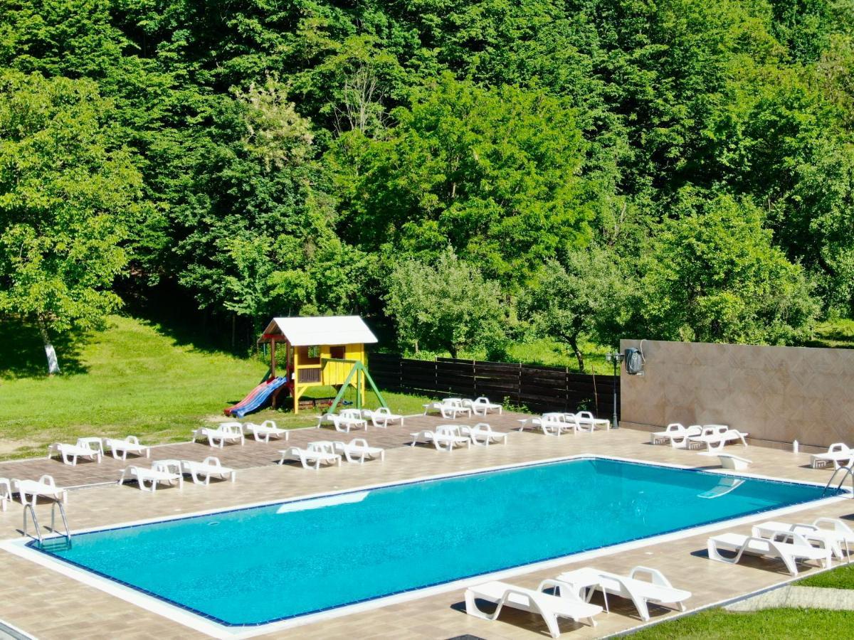 Hotel Casa Cartianu Târgu Jiu Zewnętrze zdjęcie