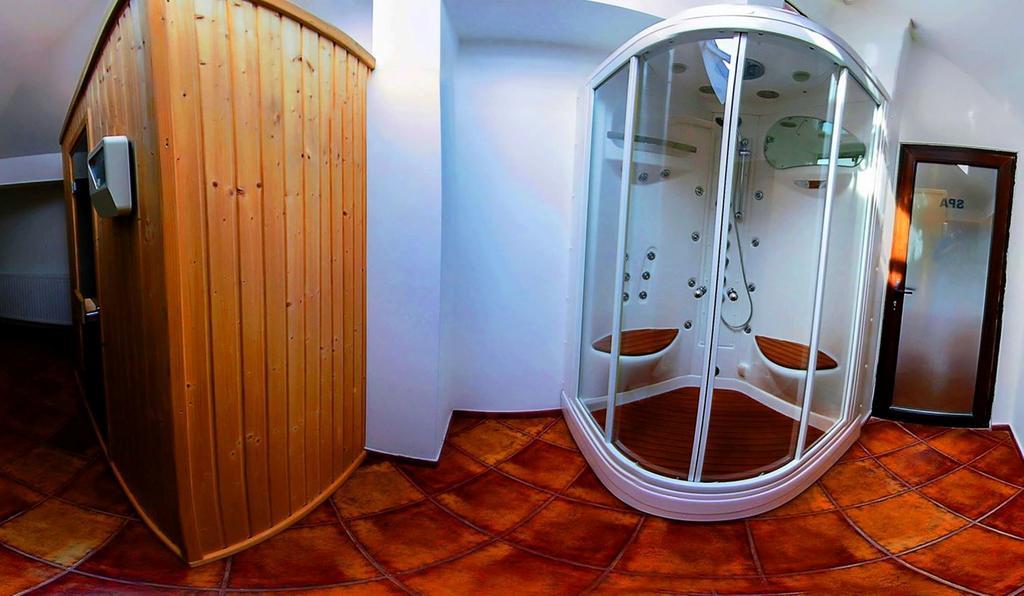 Hotel Casa Cartianu Târgu Jiu Zewnętrze zdjęcie